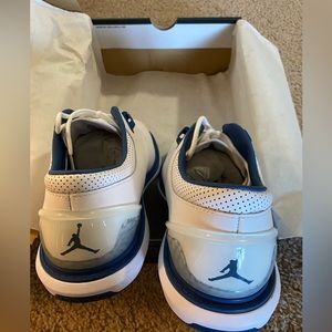 ** BNIB JORDAN ADG 4 ** Mens US Size 10.5